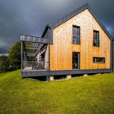 House U Hajenky 7l Lipno * 伏尔塔瓦河畔利普诺