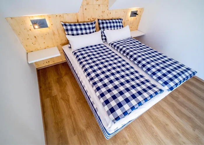 House U Hajenky 7l Lipno 伏尔塔瓦河畔利普诺